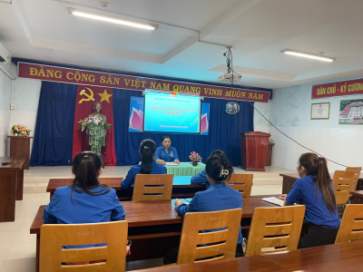 Sinh  HOẠT ĐOÀN THANH NIÊN THÁNG 11