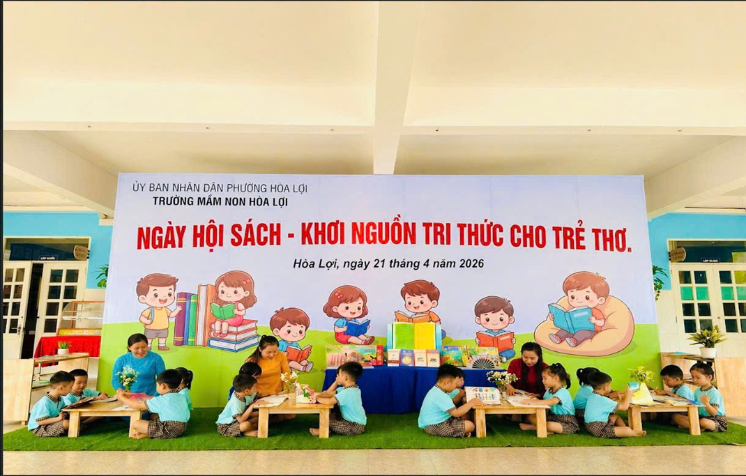 Ngày hội đọc sách - Khơi nguồn tri thức cho trẻ thơ