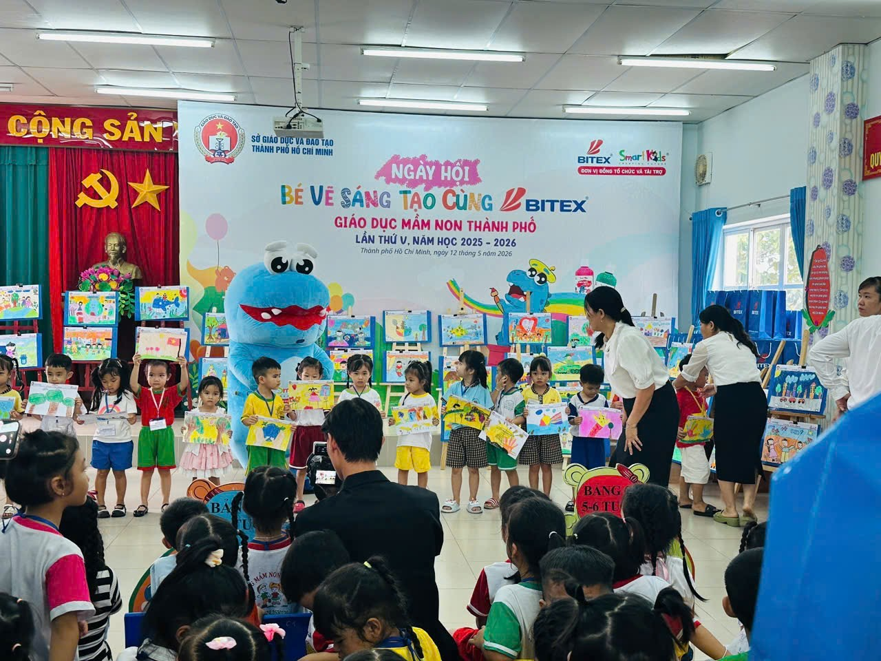 🎨 TRƯỜNG MẦM NON HÒA LỢI TỎA SÁNG SẮC MÀU TUỔI THƠ TẠI NGÀY HỘI “BÉ VẼ SÁNG TẠO CÙNG BITEX” NĂM HỌC 2025–2026